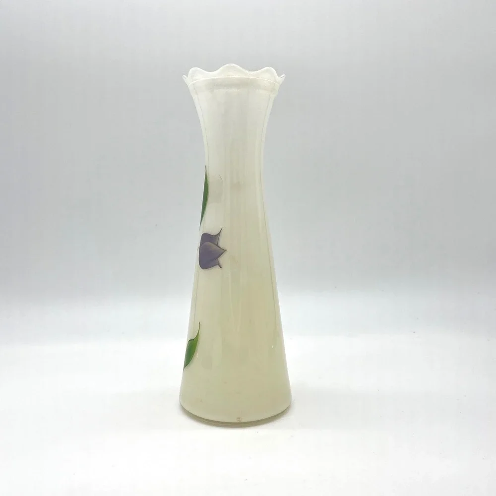 Ivory Floral Vase with Ruffled Edge Home Decor Bud Vase Flower Holder‎